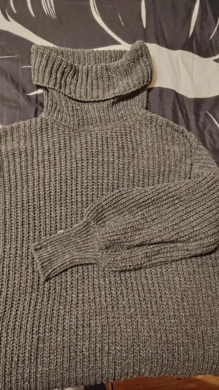 Jersey de punto cuello alto gris