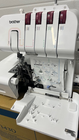 Máquina de coser Brother M343D