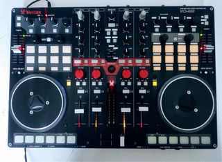 Controlador DJ Vestax VCI-400