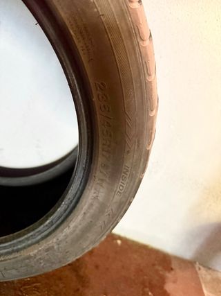 Ruedas de coche 235/45 R 17 97 W