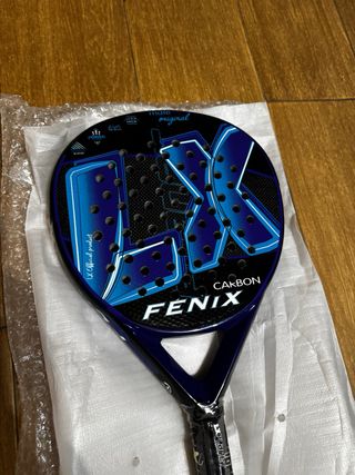 Pala de pádel Fenix alta gama