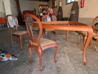 Conjunto mesa y 4 sillas madera y cristal