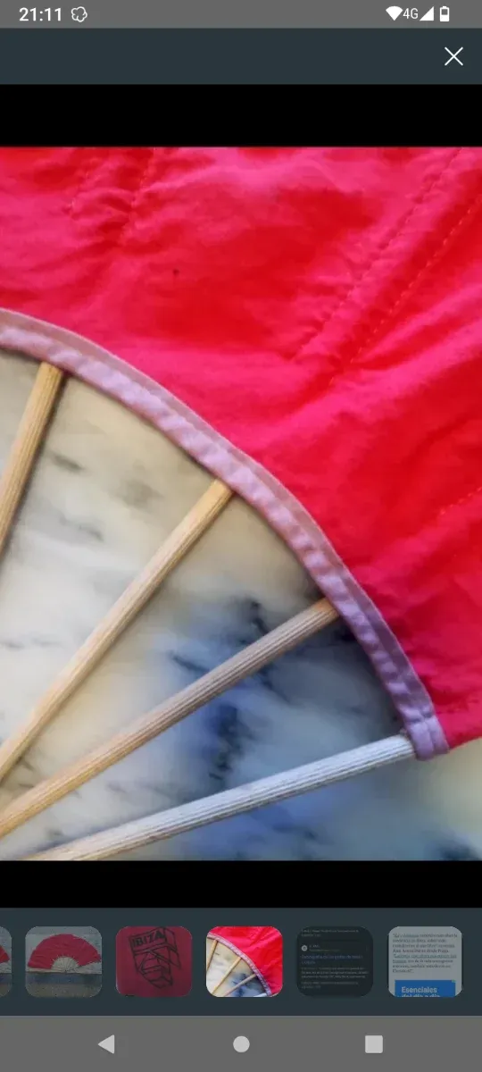 Solo en marzo Abanico Locomia Rojo