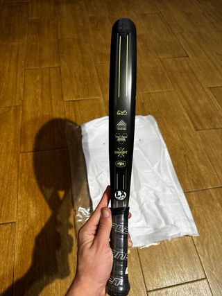 Pala de pádel alta gama LXF Valkyria