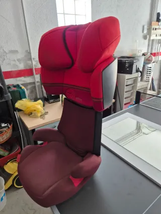 Silla coche Cybex roja
