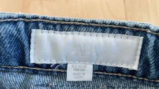 Pantalón vaquero niña Zara a estrenar