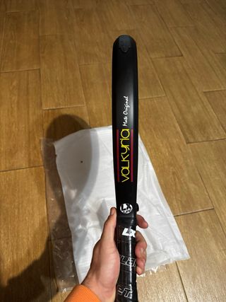 Pala de pádel alta gama Valkyria