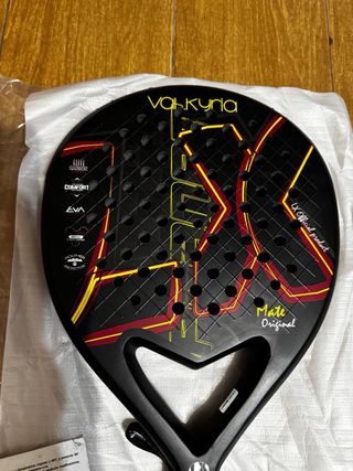 Pala de pádel alta gama Valkyria