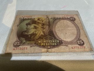 Lote de billetes antiguos españoles y extranjeros