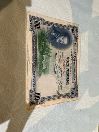 Lote de billetes antiguos españoles y extranjeros