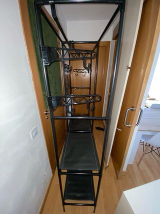 Perchero y zapatero metálico negro