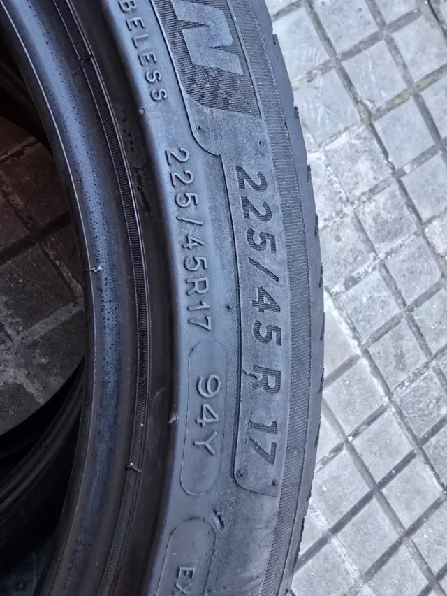 Neumáticos Michelin 225/45/17