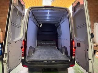 Mercedes-Benz Sprinter L2H2 3500KG