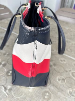 Bolso Tommy Hilfiger Rayas Azul Rojo Blanco