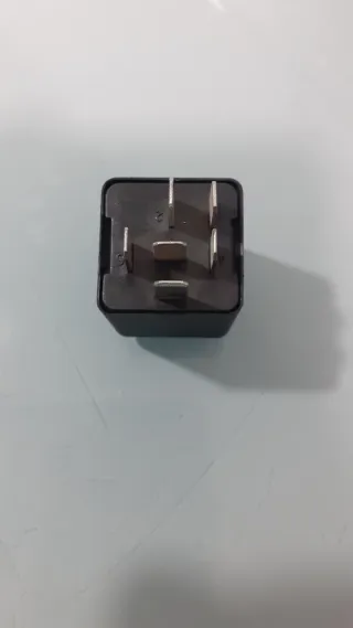 RELÉ NISSAN ATLEON