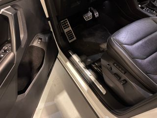 Volkswagen TIGUAN RLINE  4MOTION FULL EXTRAS