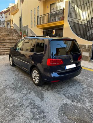 Volkswagen Touran 2011