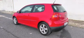 Volkswagen Golf 2.0tdi