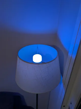 Lámpara de pie moderna