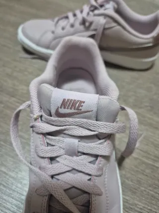 Scarpe Nike Lilla Tg 39