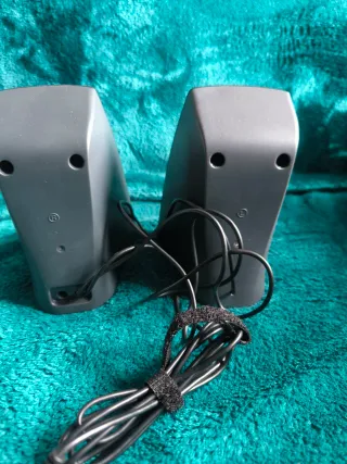 Altavoces Logitech Negros