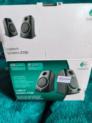 Altavoces Logitech Negros
