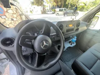 Mercedes-Benz eSprinter 2021
