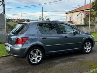 Peugeot 307HDI (COMO NUEVO)