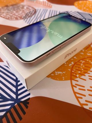 iPhone 13 Rosa Nuevo