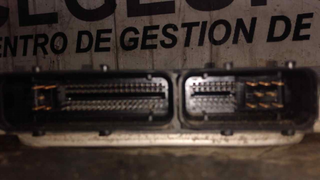 CENTRALITA MOTOR UCE VOLKSWAGEN GOLF IV BERLINA (