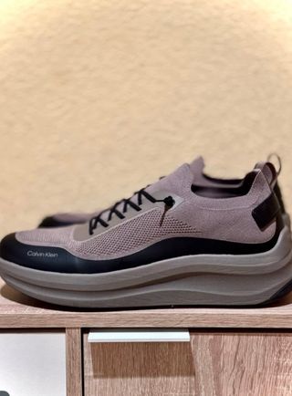 Zapatillas Calvin Klein Negras y Rosas