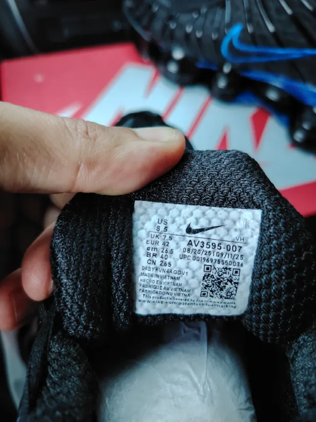 Nike Shox TL "Black & Blue" | Estética Urbana