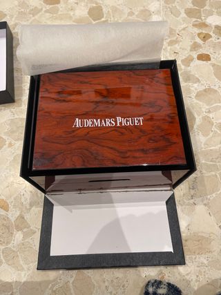 Caja Audemars Piguet + 2 eslabones