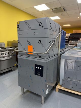 Lavastoviglie con cupola sollevabile nuovo