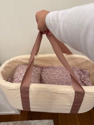 Carriola para muñecas con cama