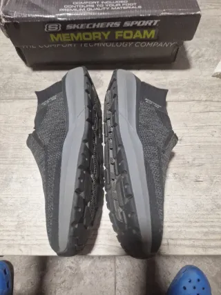 Zapatillas Skechers Memory Foam Talla 42