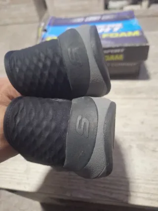 Zapatillas Skechers Memory Foam Talla 42