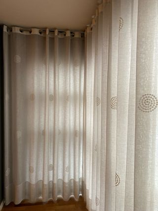 Cortinas comedor/habitación beige y blanco