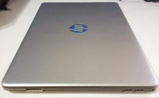 Portátil HP 15-dw2033Ia Plata