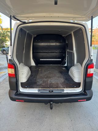 Volkswagen Transporter T5 2012