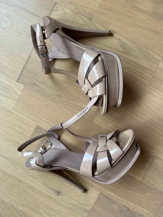 Sandalias Yves Saint Laurent 39