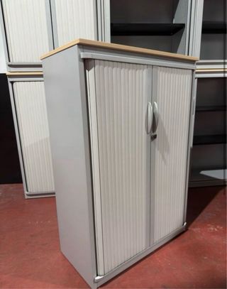 ARMARIOS METALICOS CON PUERTAS DE PVC. 130x90