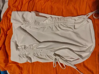 Falda blanca ibicenca