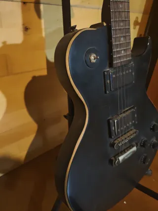 Guitarra Eléctrica Negra