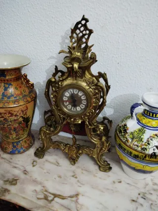 2 Jarrón Chino Cerámica Dorado Multicolor y Reloj