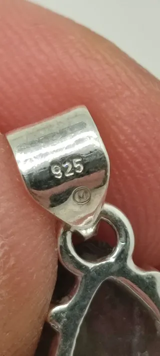 Colgante de Plata y Moldavita.