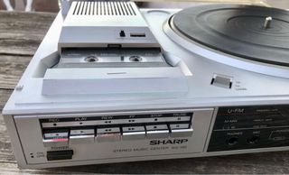 Equipo de Música Sharp SG-190H