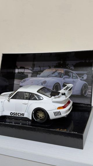 Porsche RWB 1/18 Firmado