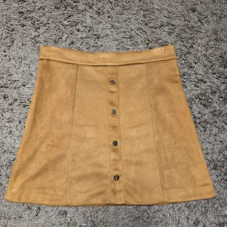 Falda antelina marrón