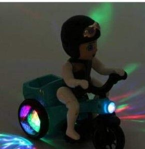 Muñeco en moto. Mod. 26686